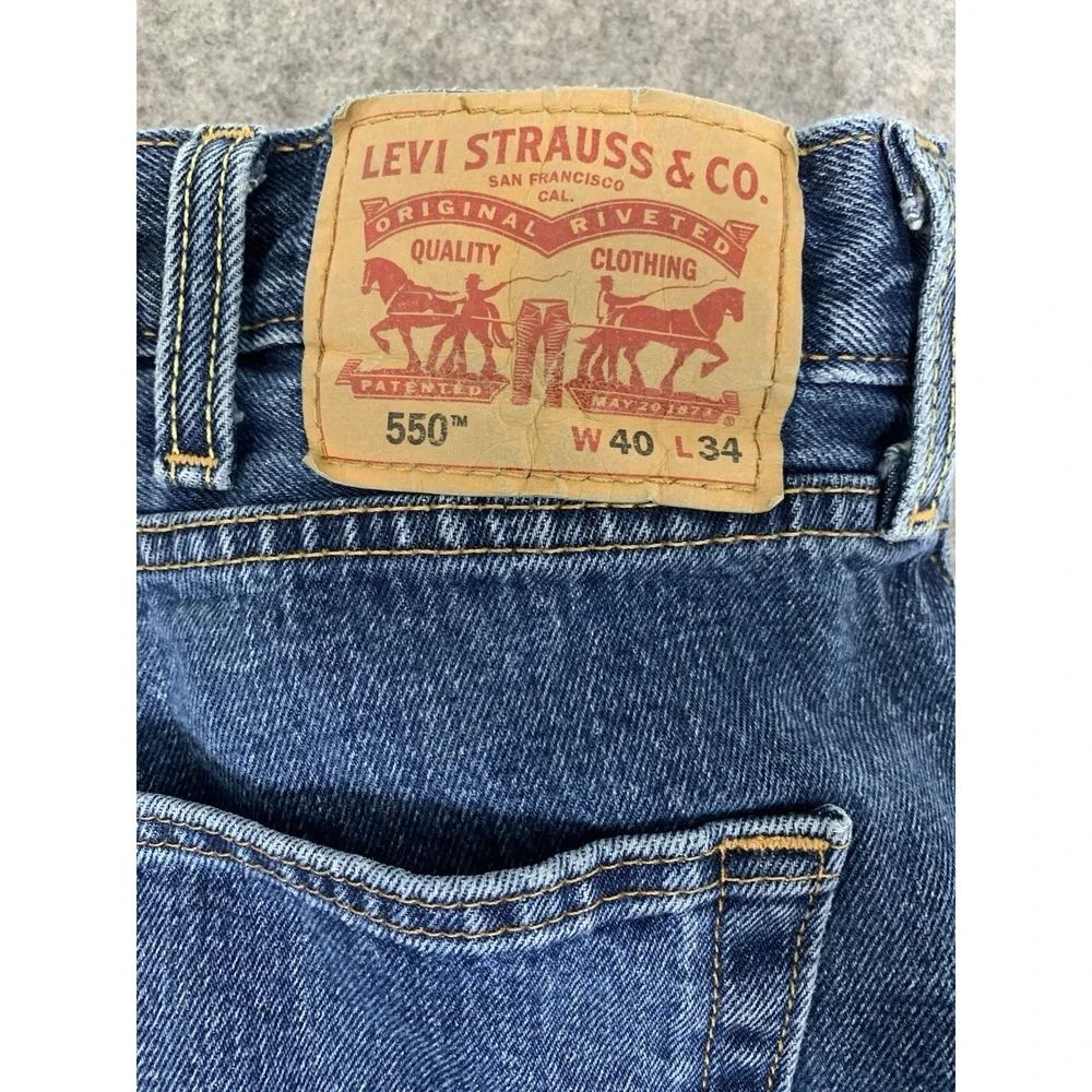 Levi's 550 Jeans Mens 40x31 Straight Medium Wash Denim Blue